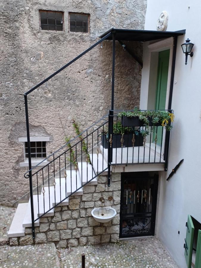 Monnalisa House Apartment Malcesine Ngoại thất bức ảnh
